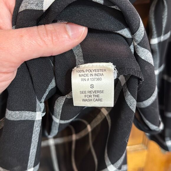 Live 4 Truth Black White Plaid Semi Sheer Blouse Women’s US Small - Picture 5 of 8